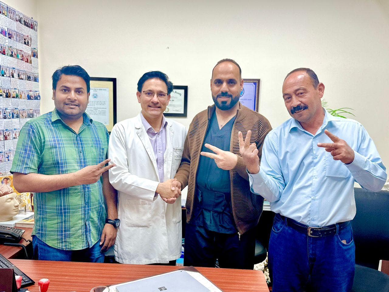 Al Thiqah Meditour with Patients